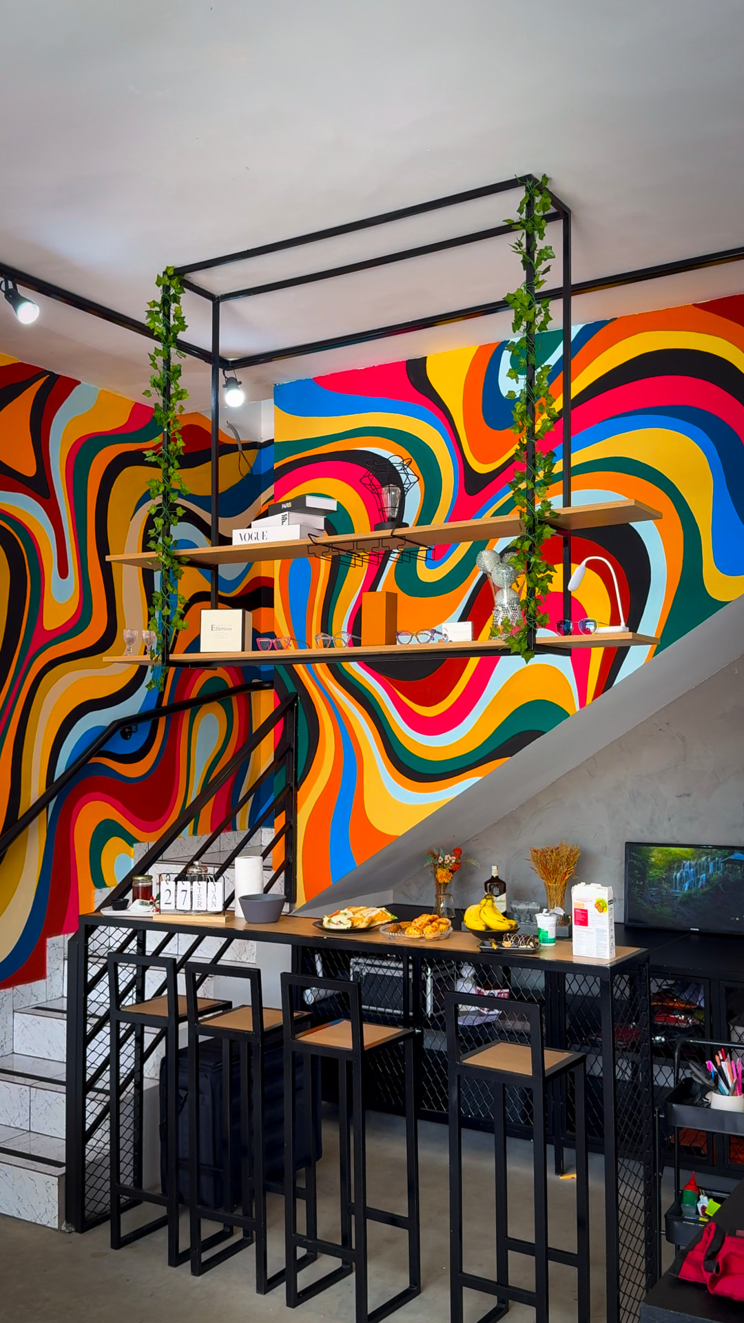 Interior da unidade da Ótica Vibes em Hortolândia